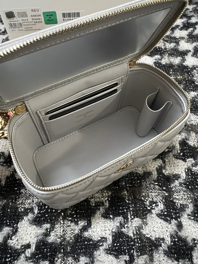 CHANEL VANITY WITH CHAIN AP2937 grey