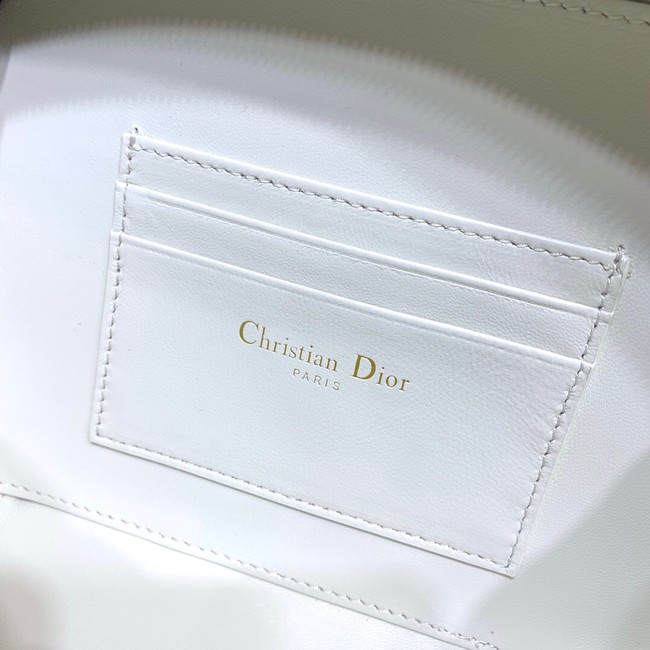 DIOR CARO BOX BAG WITH CHAIN Latte Quilted Macrocannage Calfskin S5140UNG white