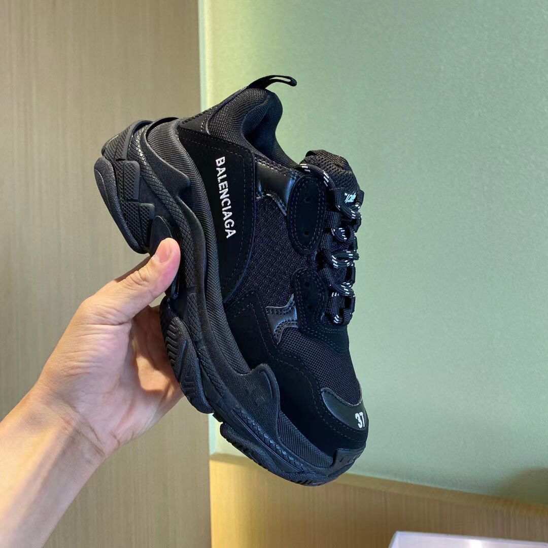 Balenciaga sneakers BL63250 Black