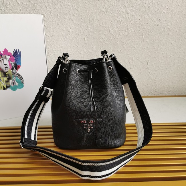 Prada leather Shoulder Bag 1BE060 black