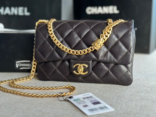 CHANEL FLAP BAG Lambskin & Gold-Tone Metal AS3393 black