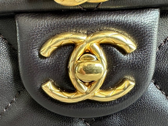 CHANEL FLAP BAG Lambskin & Gold-Tone Metal AS3609 black