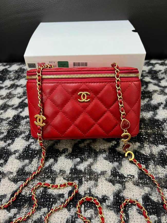 CHANEL VANITY WITH CHAIN 68105 red