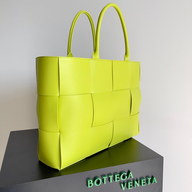 Bottega Veneta ARCO TOTE Large intrecciato grained leather tote bag 652868 yellow