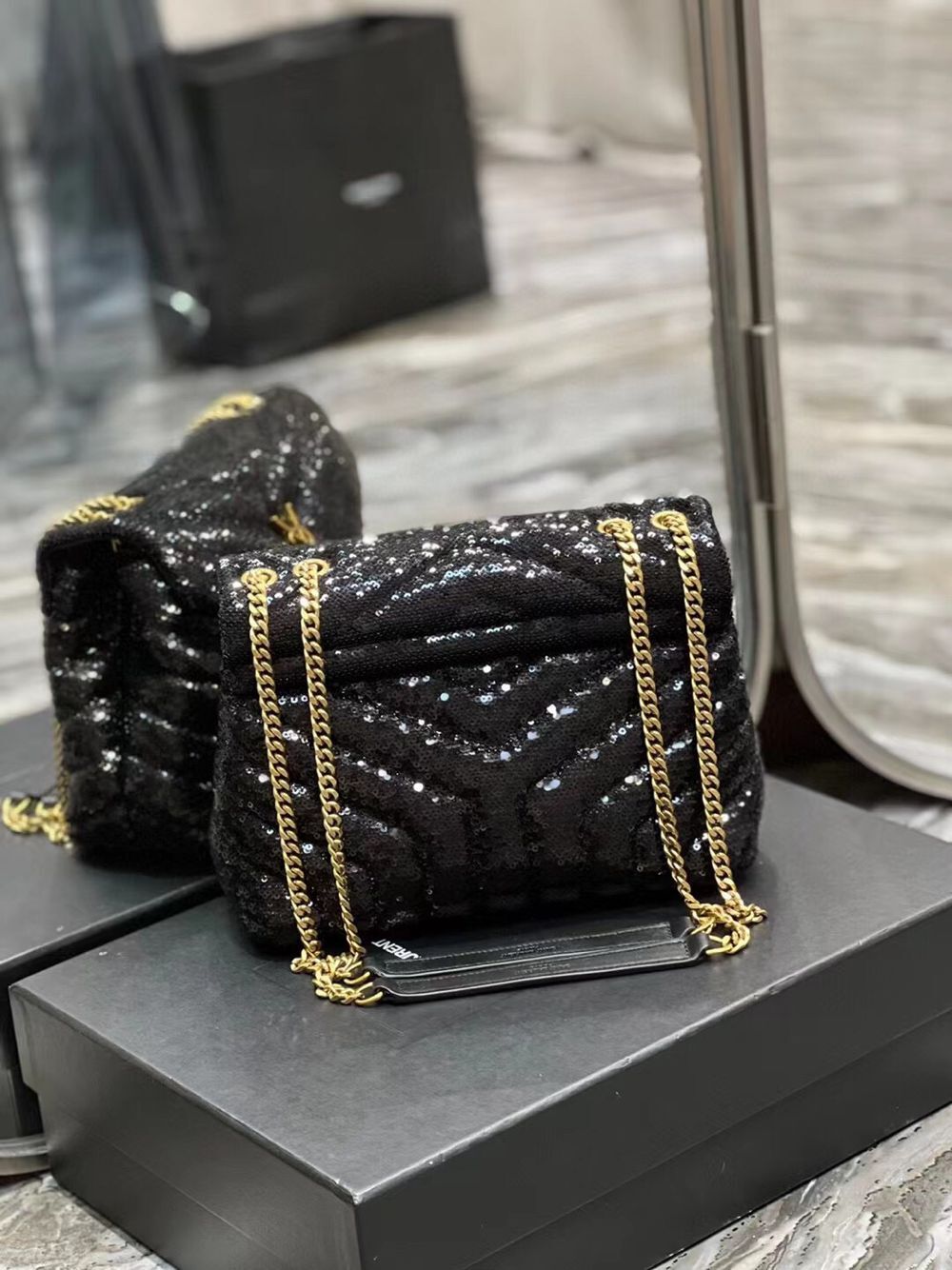 SAINT LAURENT LOULOU SMALL CHAIN BAG IN QUILTED Y LEATHER SATIN AND SEQUINS 494699 black