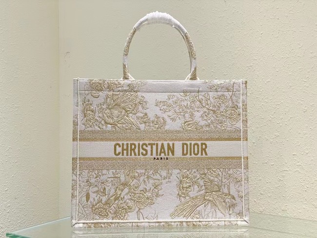 LARGE DIOR BOOK TOTE Dior Jardin d Hiver Embroidery with Gold-Tone Metallic Thread M1286