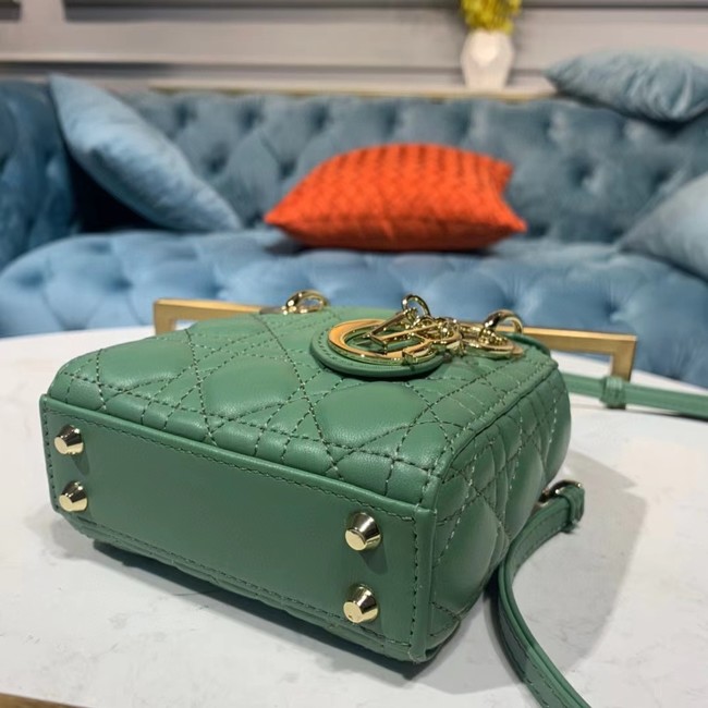 MICRO LADY DIOR BAG Scarlet Cannage Lambskin S0856O green