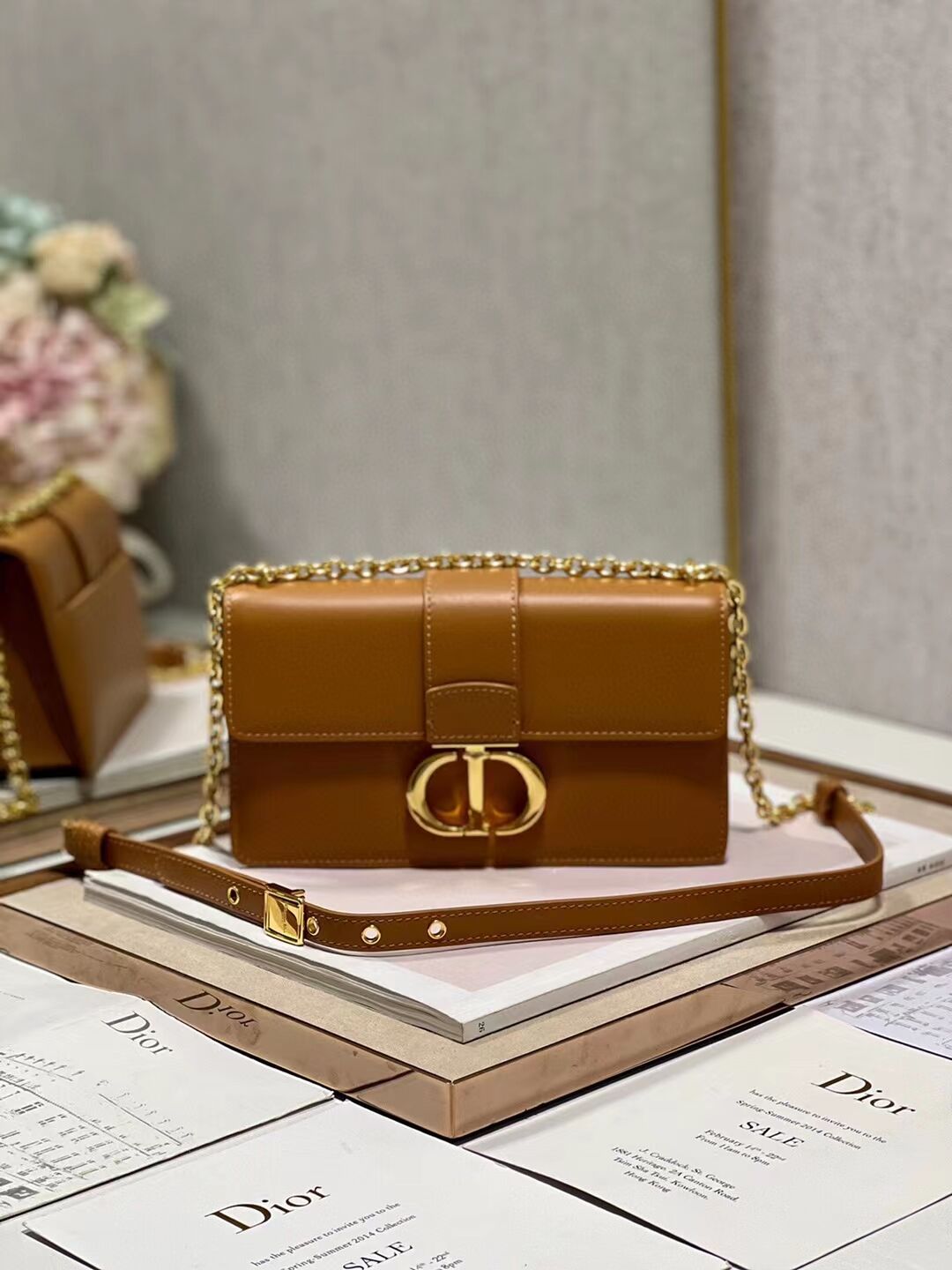 DIOR 30 MONTAIGNE EAST-WEST BAG WITH CHAIN Calfskin M9334 brown