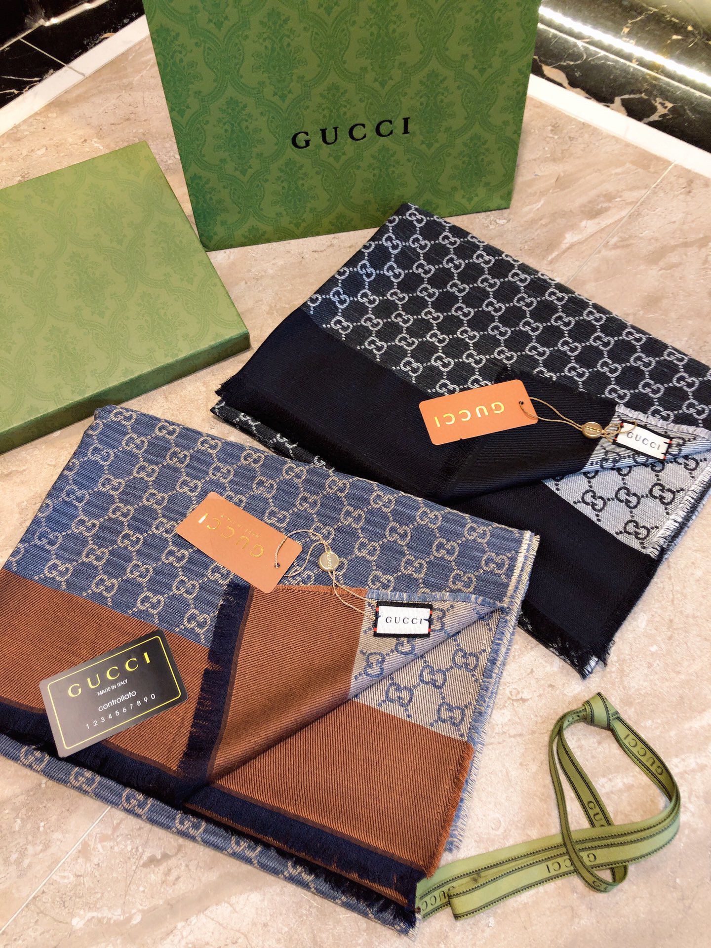 Gucci Scarf GG2356