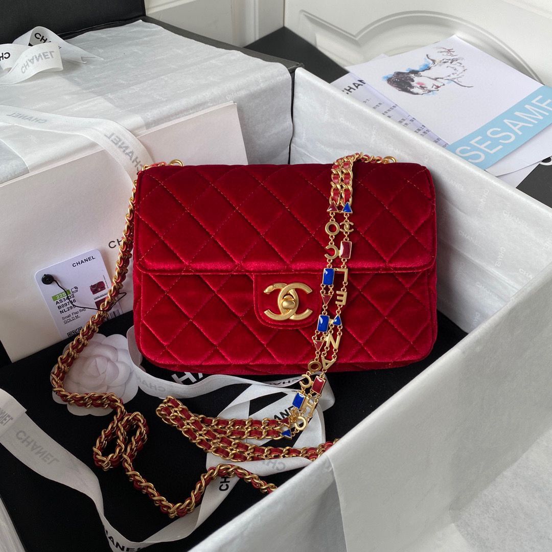 Chanel 22 FLAP BAG Velvet & Gold-Tone Metal AS3432 Red