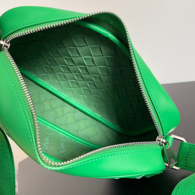 Bottega Veneta camera bag A66655 green