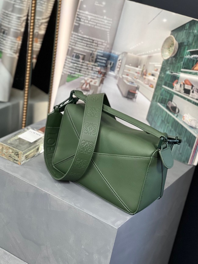 Loewe Puzzle Bag Leather 1310 blackish green