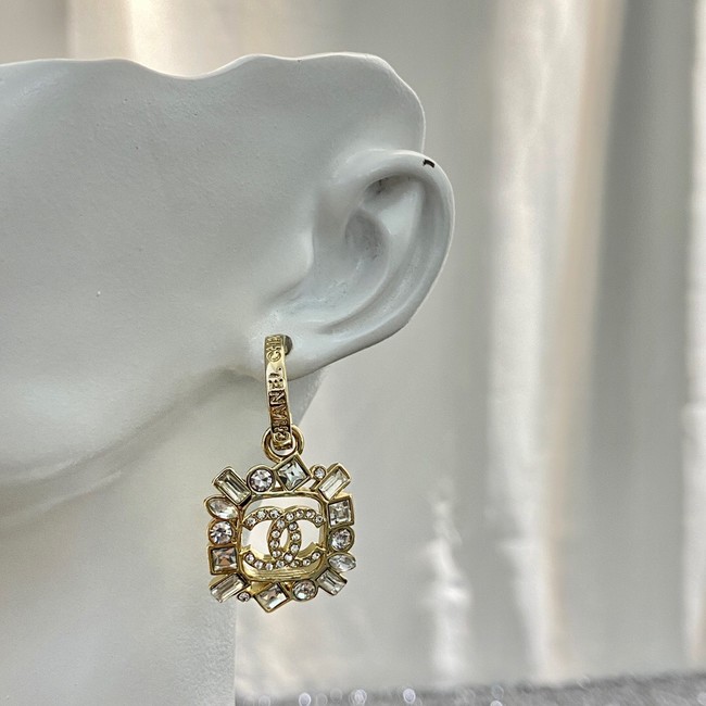 Chanel Earrings CE10201