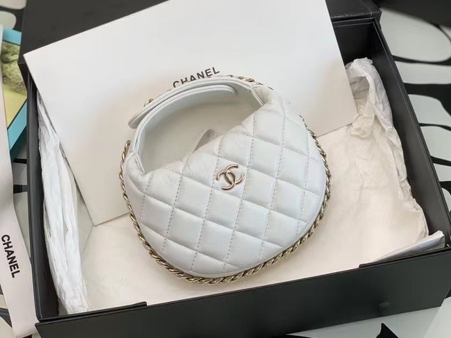 Chanel POUCH Lambskin & Gold-Tone Metal AP3095 White