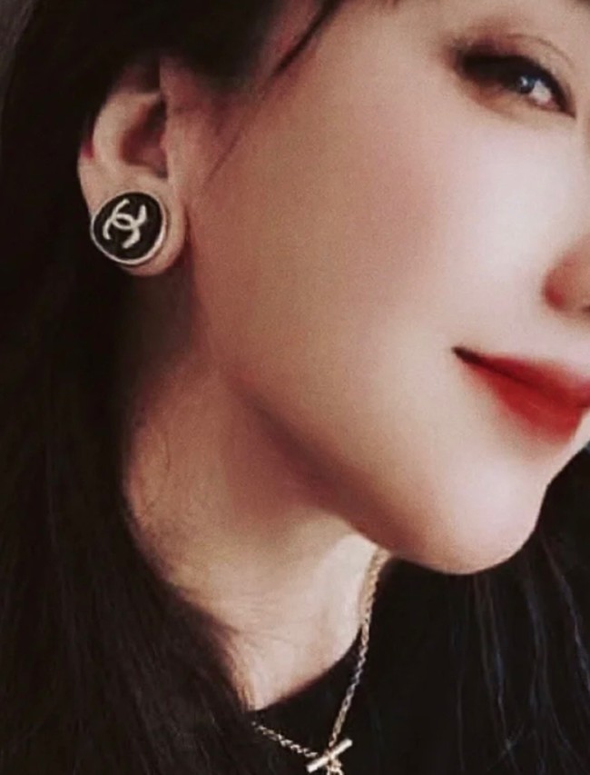 Chanel Earrings CE10385