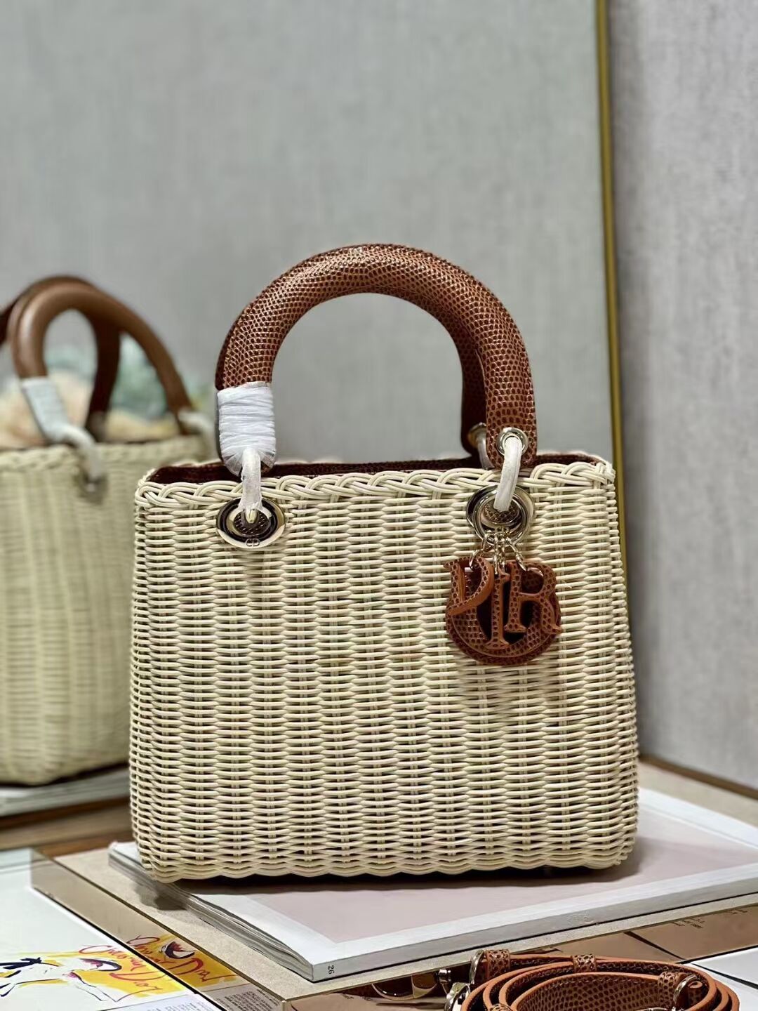 MEDIUM LADY DIOR BAG Natural Wicker and Brown Lizard skin M0565