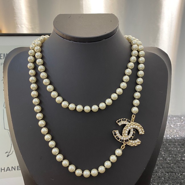 Chanel Necklace CE10704