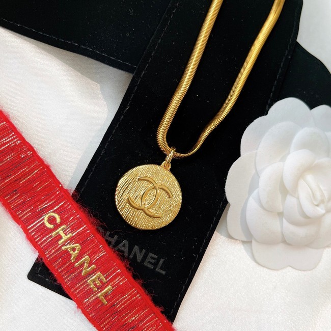 Chanel Necklace CE10796