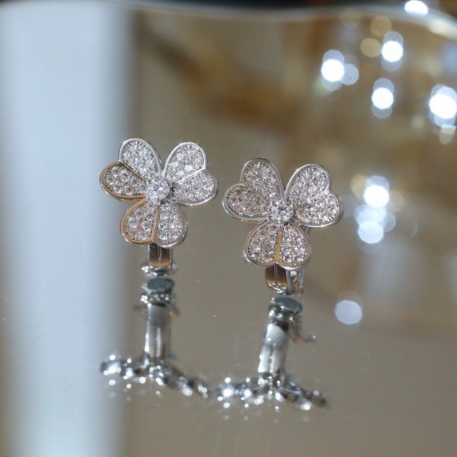 Van Cleef & Arpels Earrings CE10877