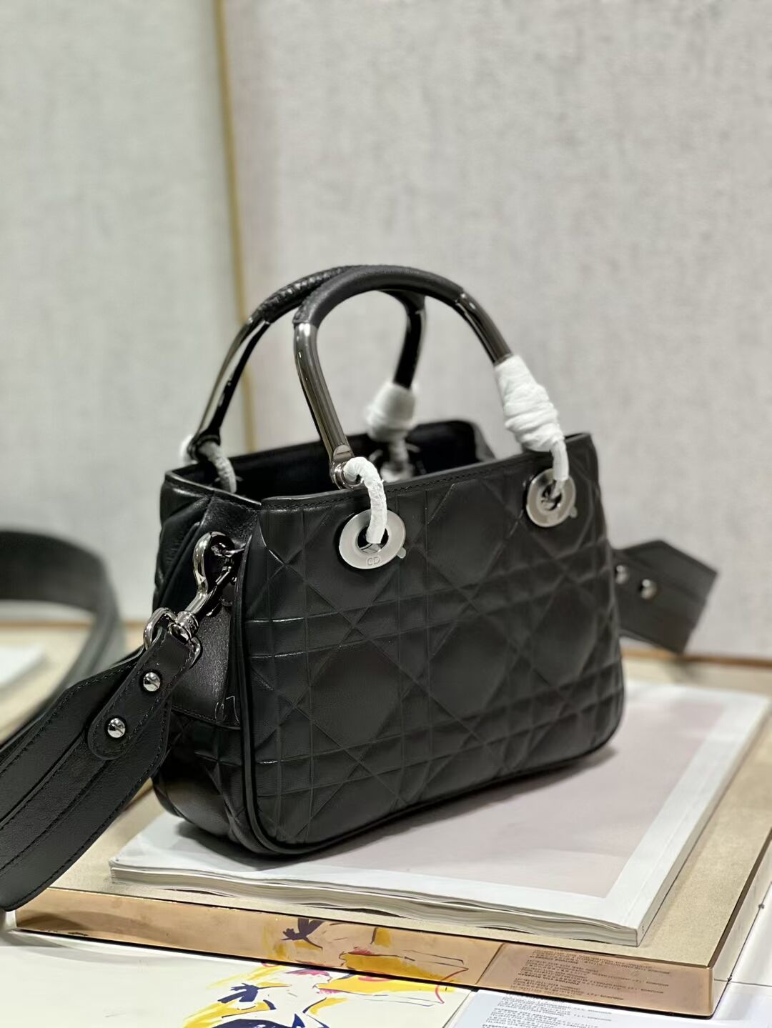 LADY DIOR TOP HANDLE SMALL BAG Latte Cannage Lambskin C9228 BLACK&BLACK