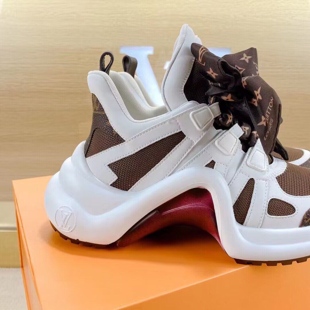 Louis Vuitton sneaker LV53206