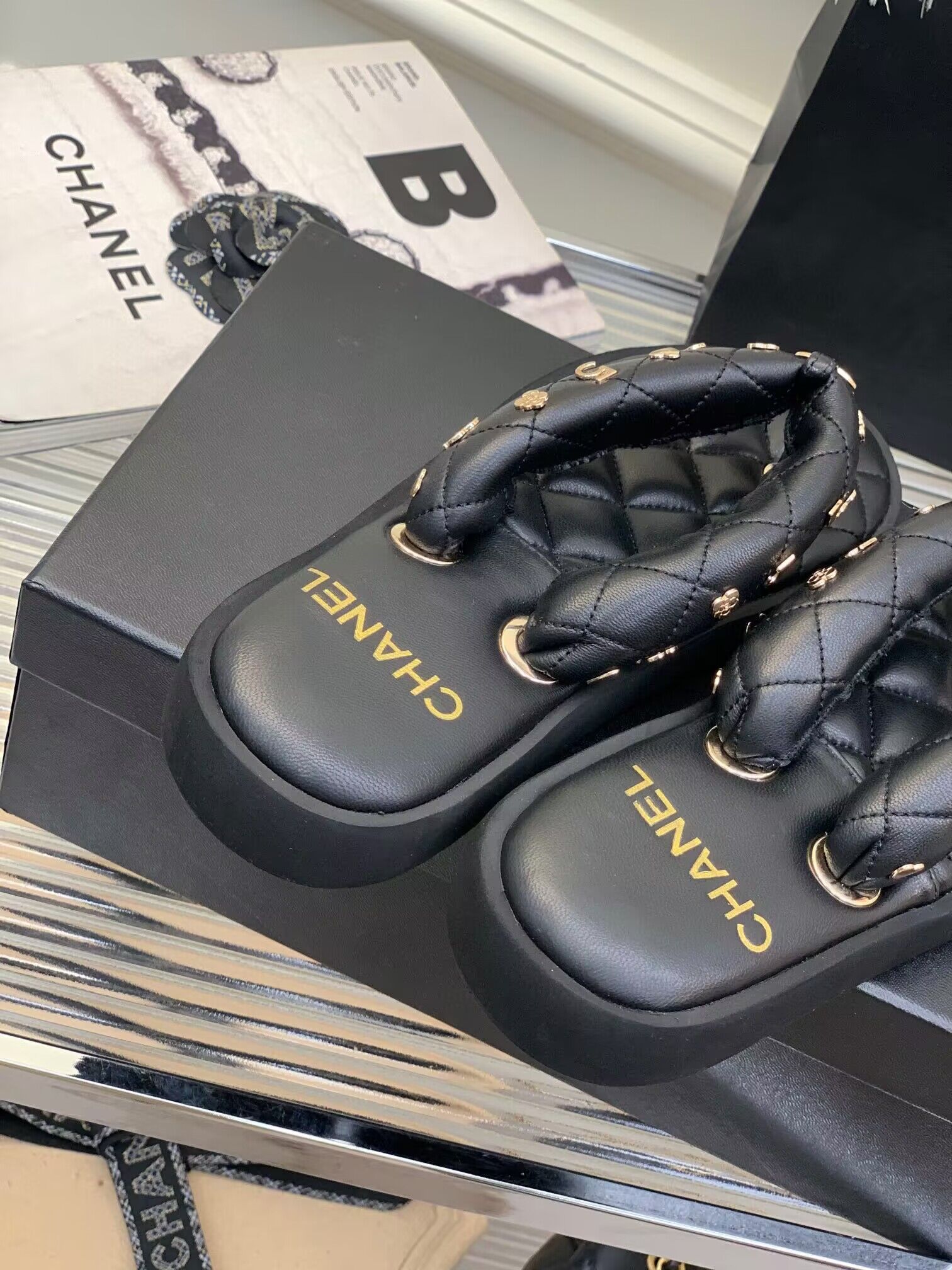 Chanel slippers CS39621 Black