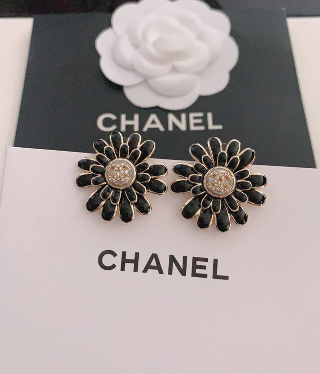 Chanel Earrings CE11082