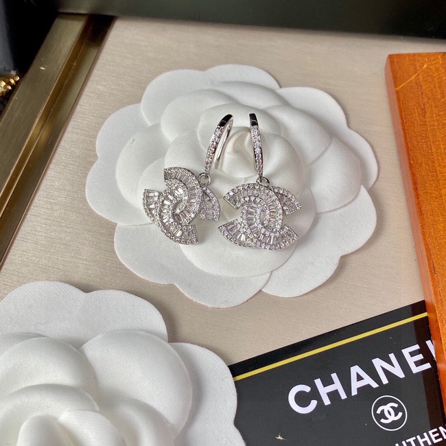 Chanel Earrings CE11152