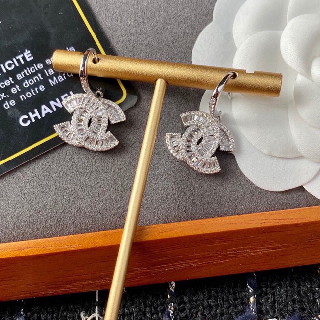 Chanel Earrings CE11152