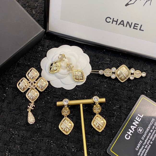 Chanel Earrings CE11171