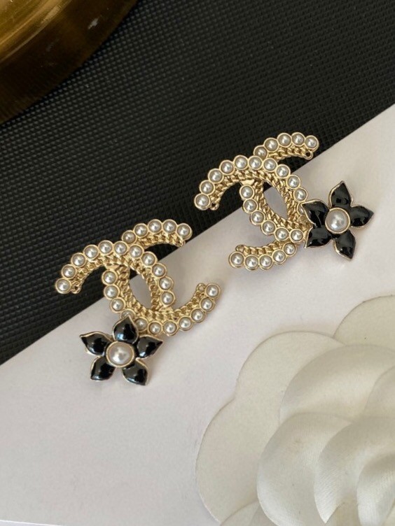 Chanel Earrings CE11177