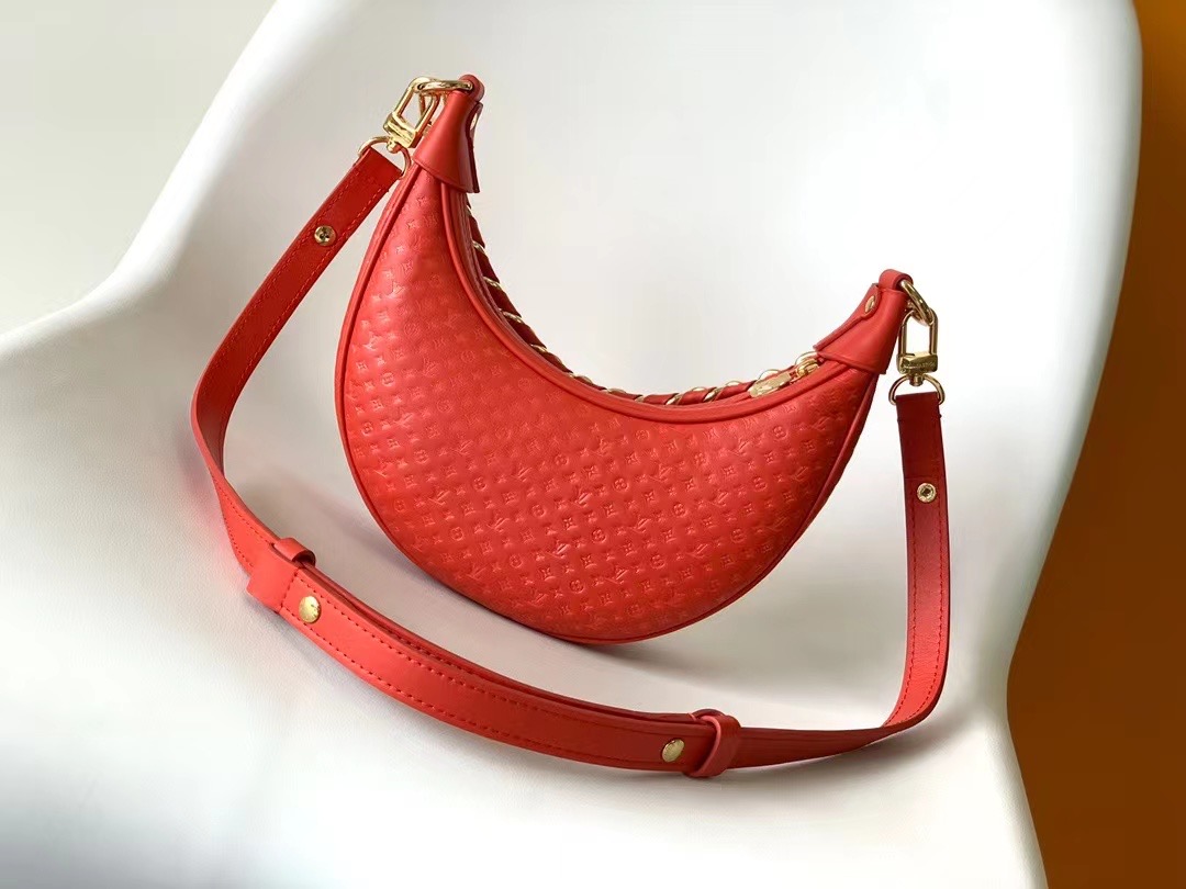 Louis Vuitton Loop M22594 Red