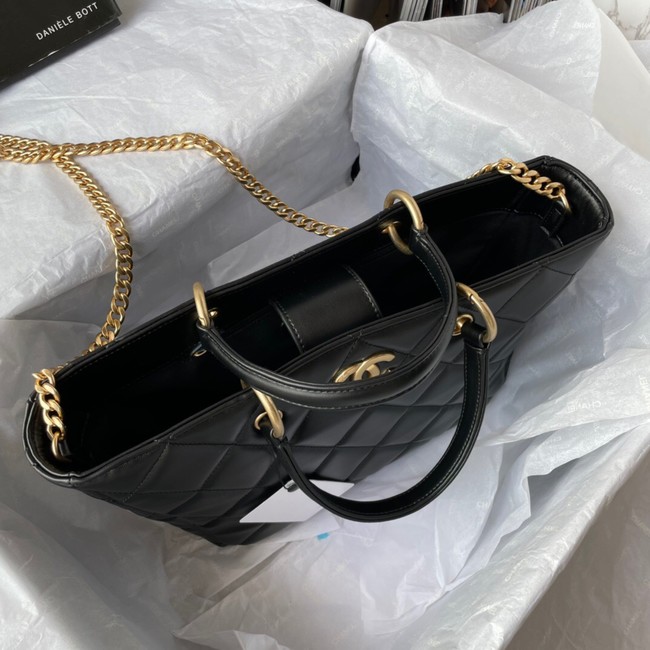 Chanel Lambskin & Gold-Tone Metal Shoulder Bag YO1864 black