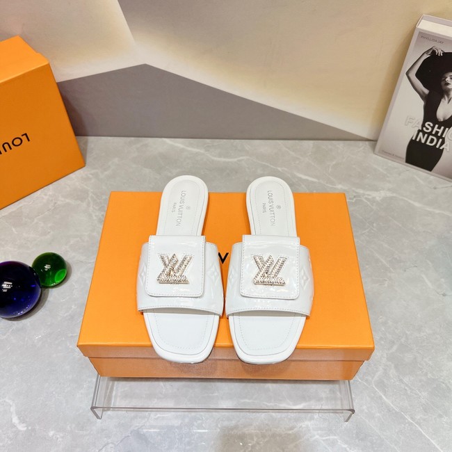 Louis Vuitton slippers 93196-5