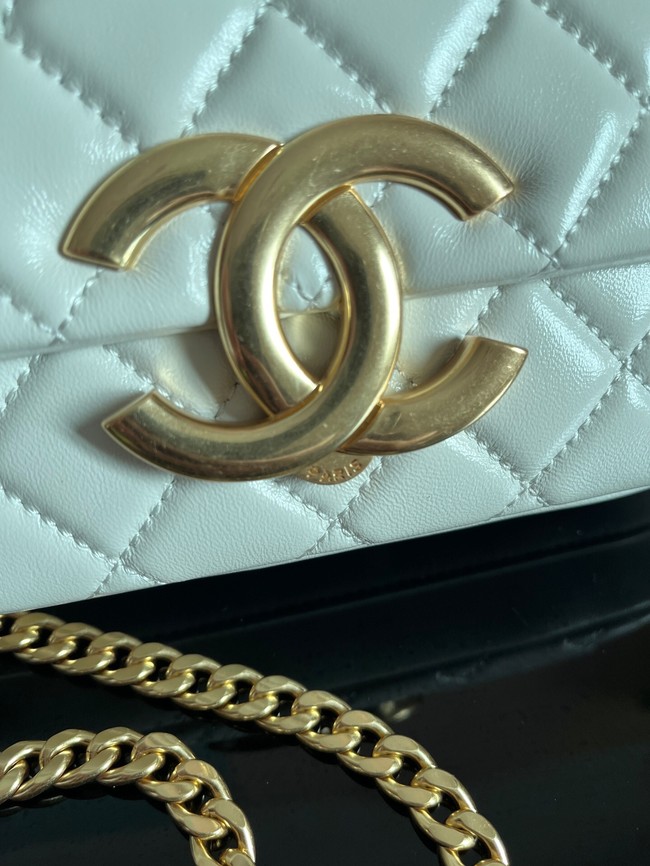 Chanel SMALL FLAP BAG Lambskin & Gold-Tone Metal AS3855 white