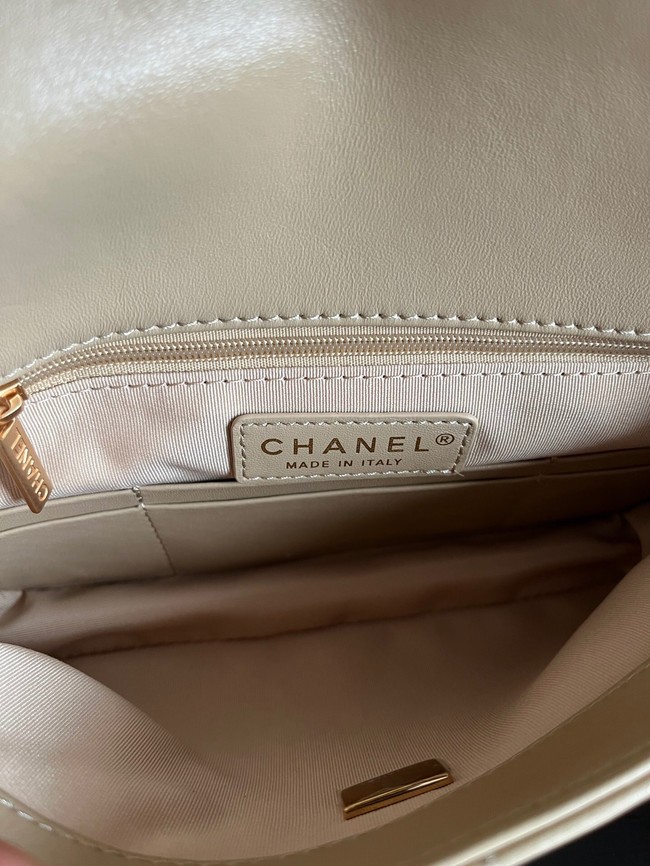 Chanel SMALL FLAP BAG Lambskin & Gold-Tone Metal AS3855 khaki