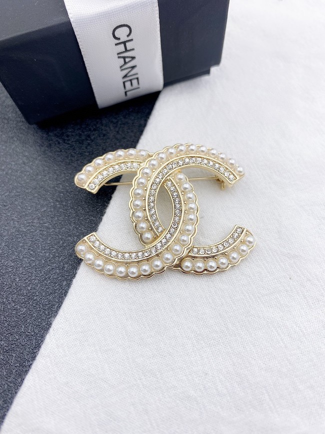 Chanel brooch CE11352