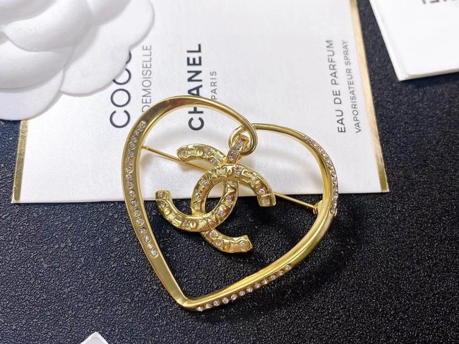 Chanel brooch CE11381