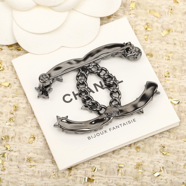 Chanel brooch CE11436