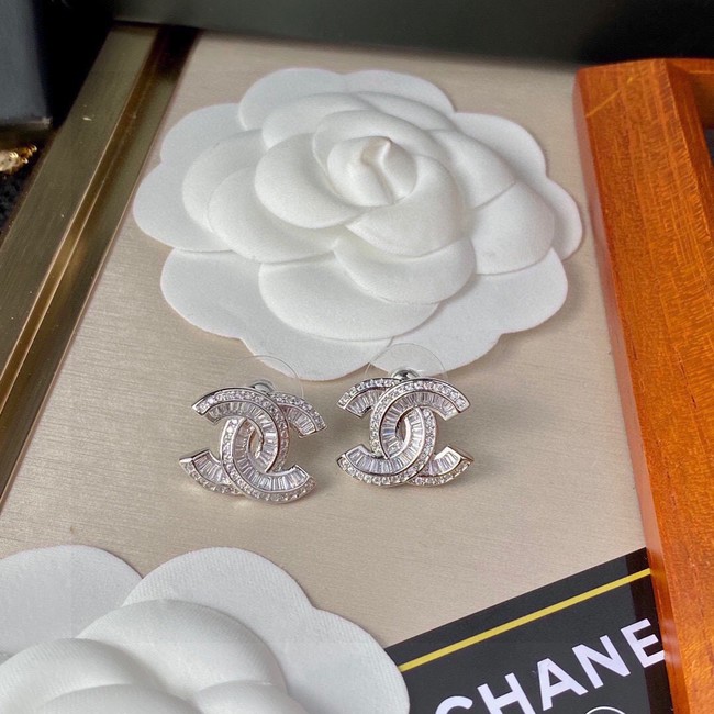 Chanel Earrings CE11454