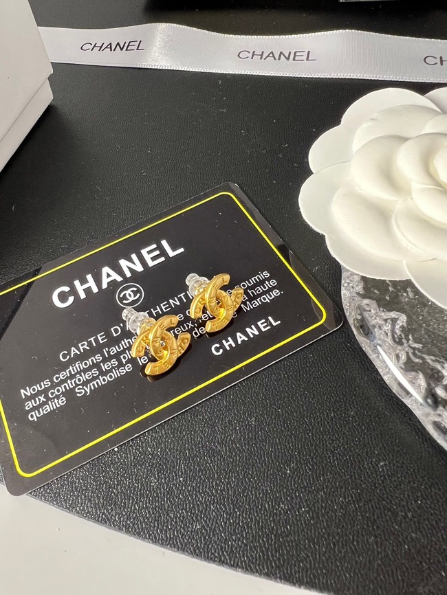 Chanel Earrings CE11547