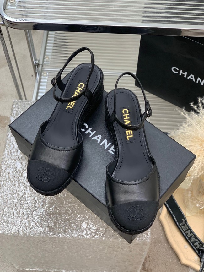 Chanel Womens sandal 93297-1