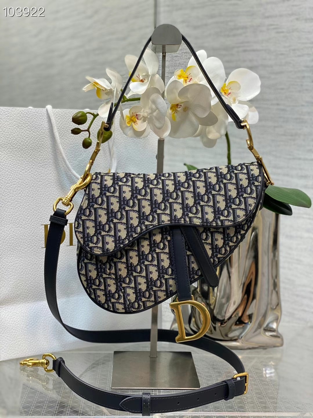 SADDLE BAG WITH STRAP Blue Dior Oblique Jacquard M0455CTZ