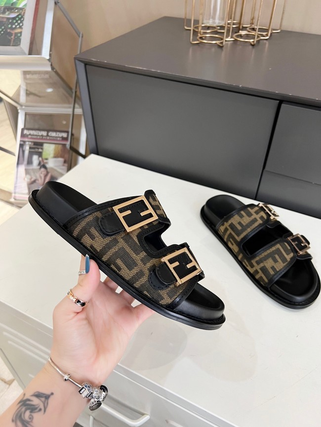 Fendi slippers 93314-4