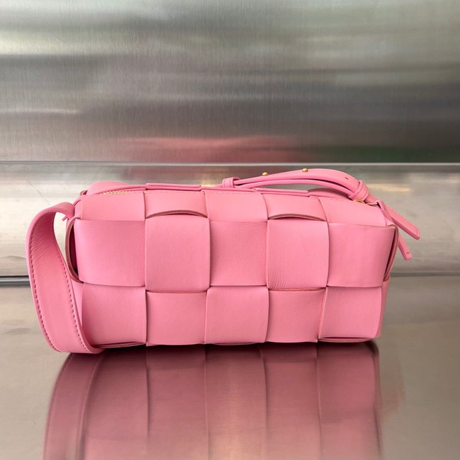 Bottega Veneta Brick Cassette 709360 pink