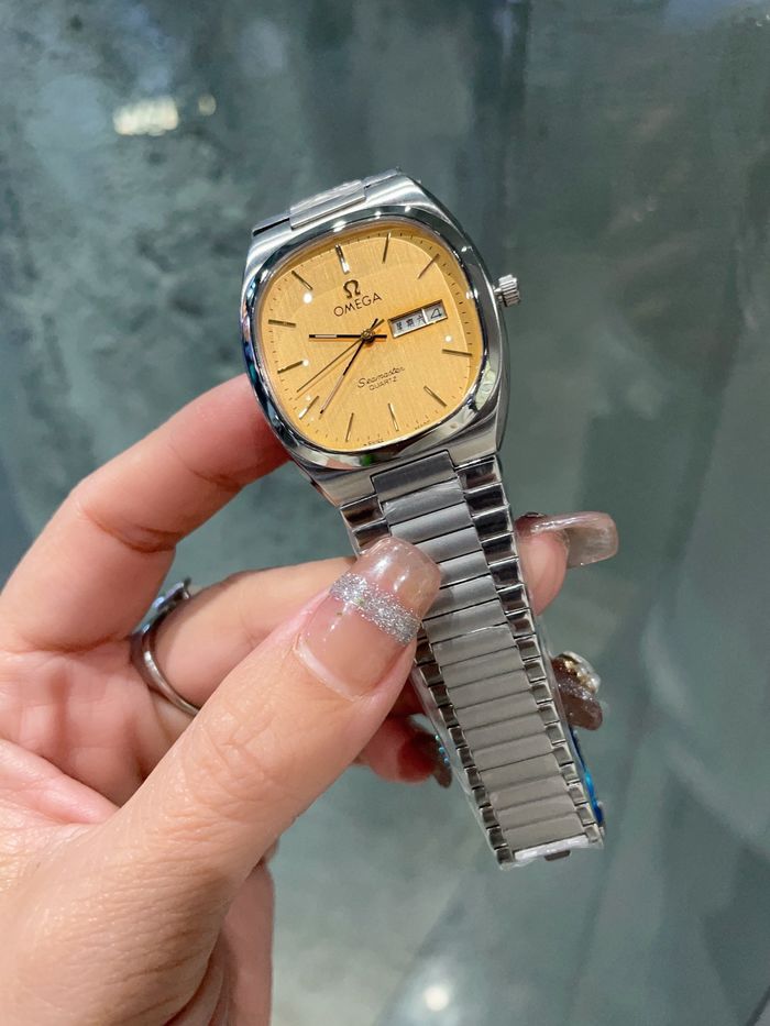 Omega Watch OMW00288