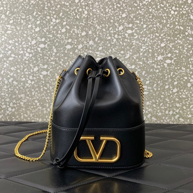 VALENTINO VLOGO SIGNATURE Lambskin Mini Bucket Bag FI16 black