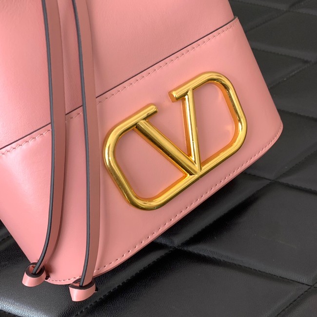 VALENTINO VLOGO SIGNATURE Lambskin Mini Bucket Bag FI16 pink