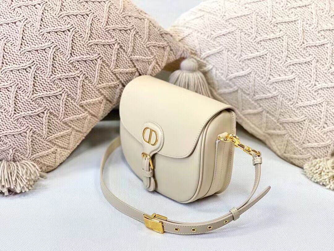 MEDIUM DIOR BOBBY BAG Box Calfskin M9319 Cream