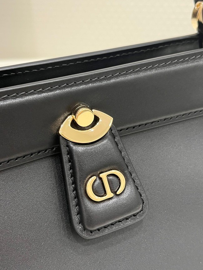 MEDIUM DIOR KEY BAG Black Box Calfskin M1843O